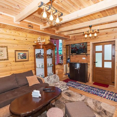 Salerno Camp Villa Plav Eksteriør bilde