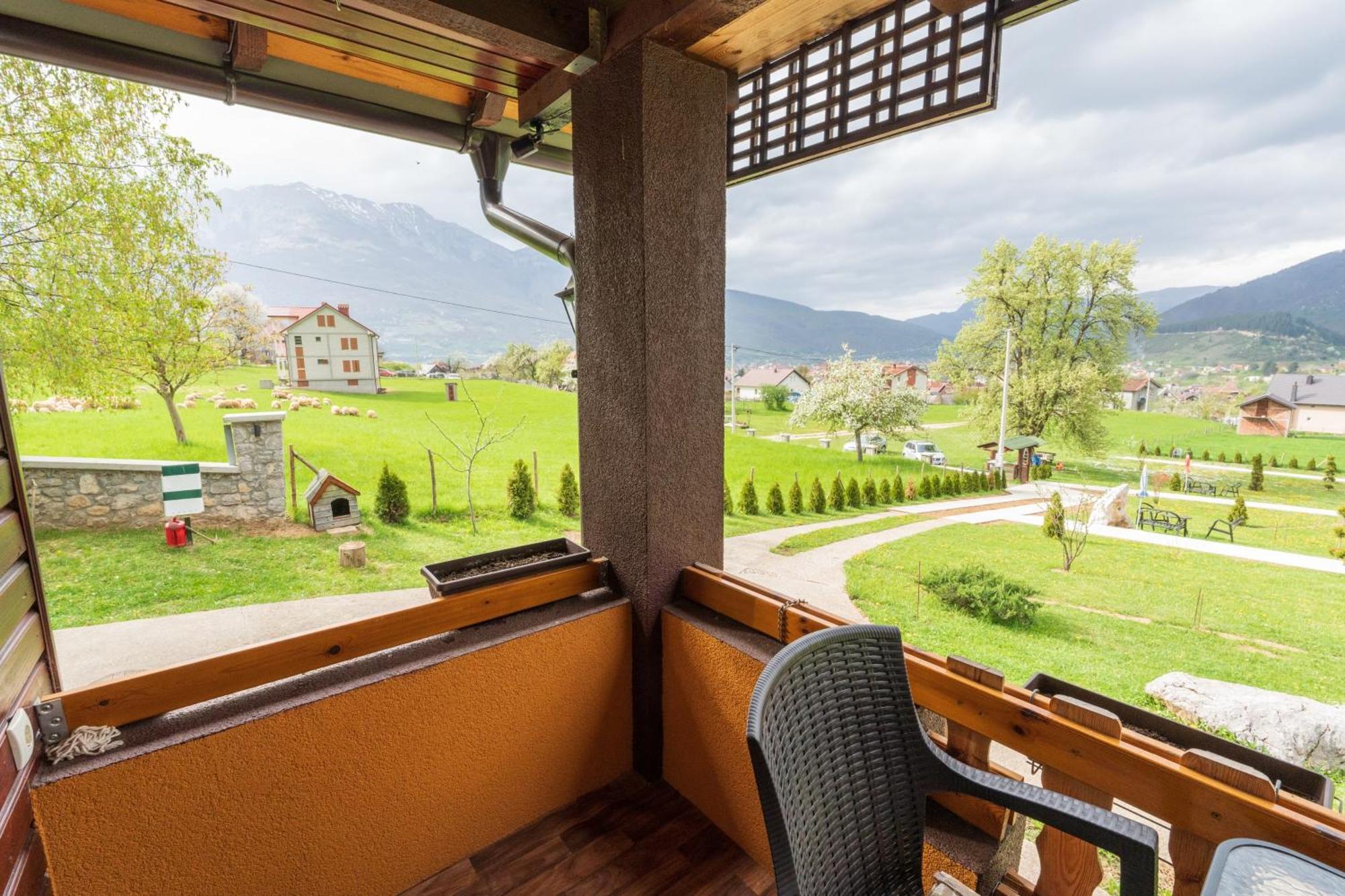Salerno Camp Villa Plav Eksteriør bilde