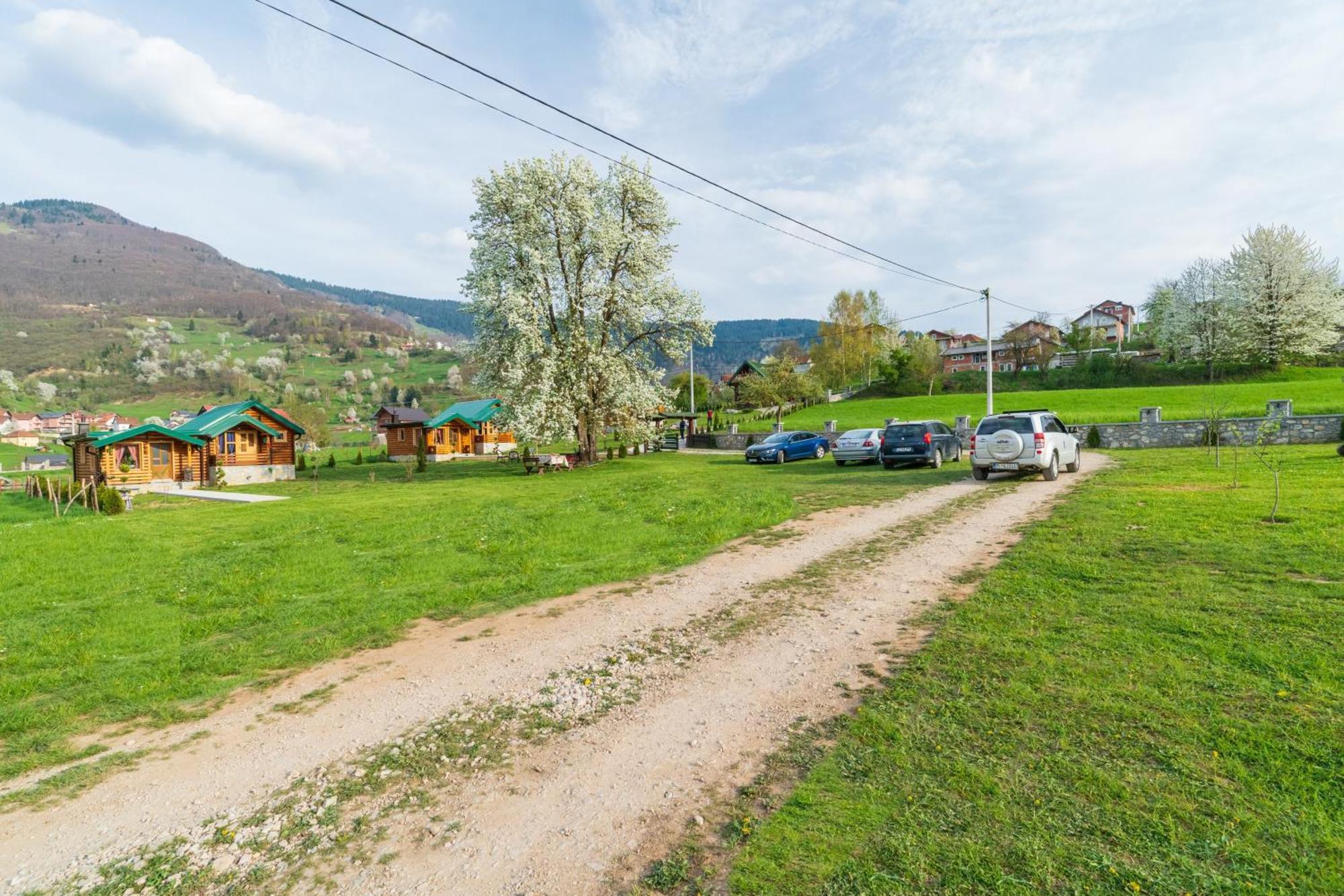 Salerno Camp Villa Plav Eksteriør bilde