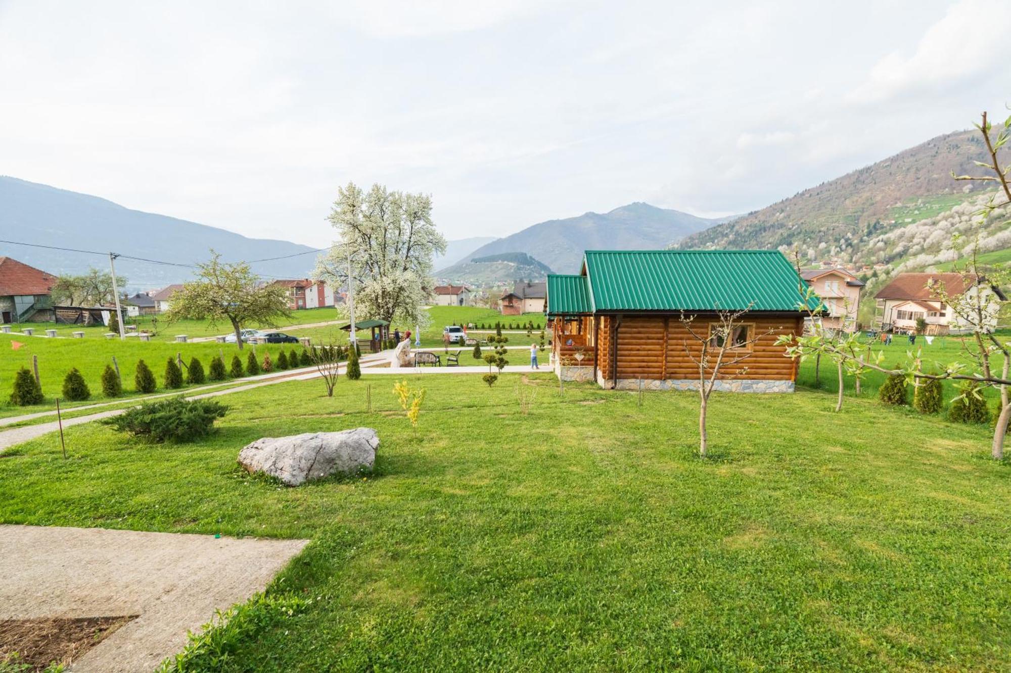 Salerno Camp Villa Plav Eksteriør bilde