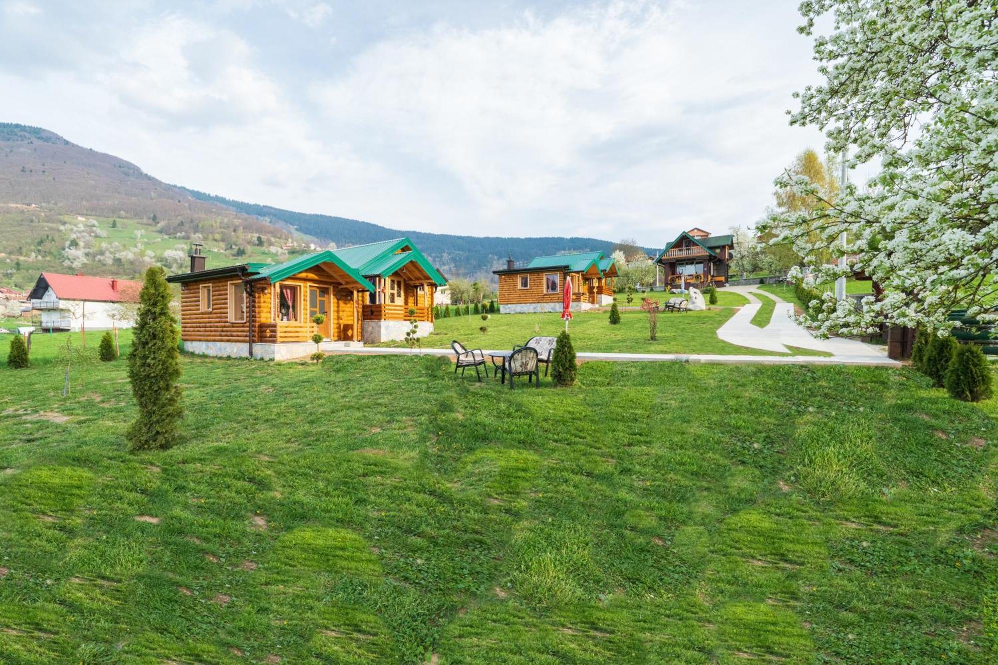 Salerno Camp Villa Plav Eksteriør bilde