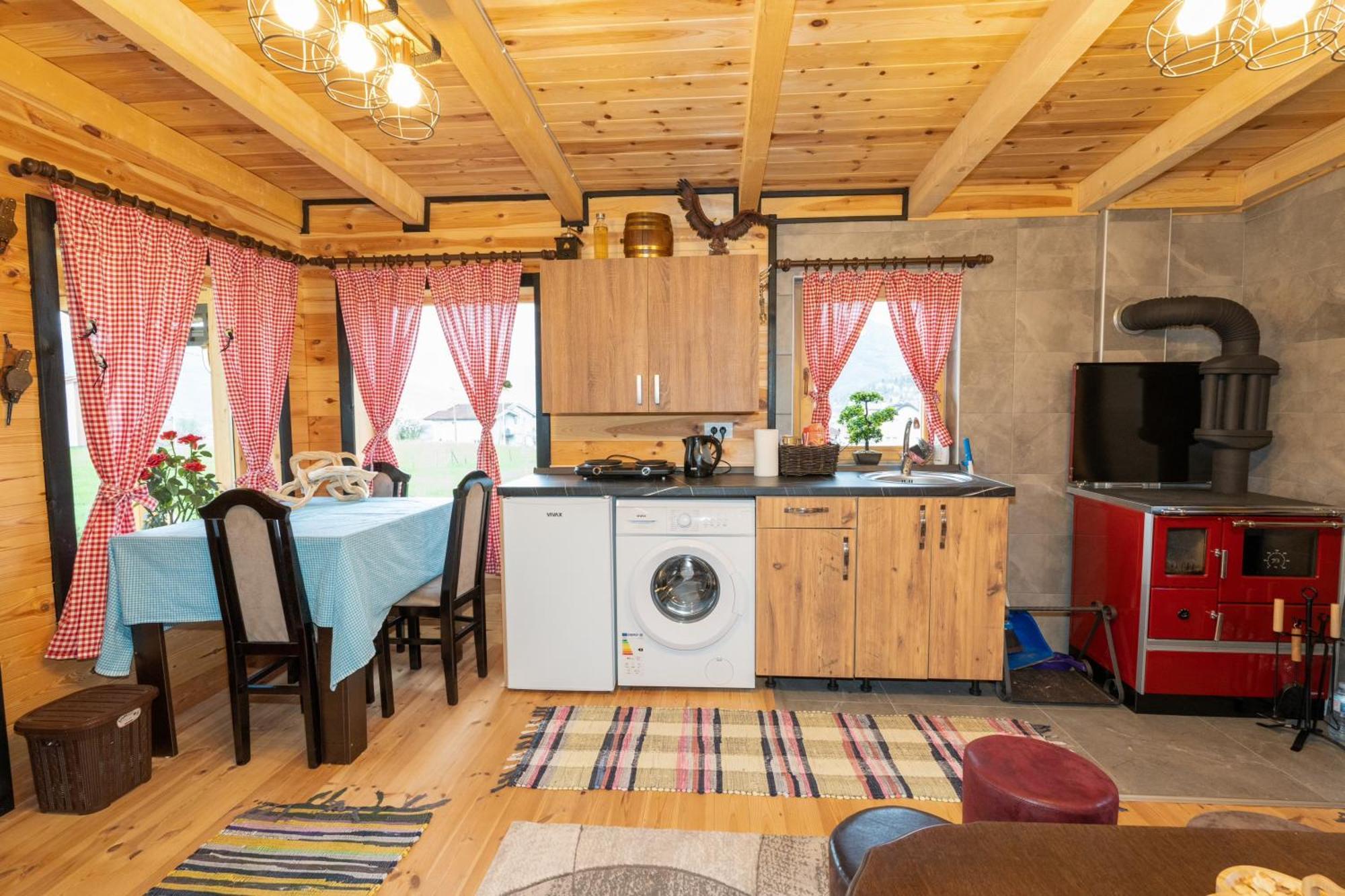 Salerno Camp Villa Plav Eksteriør bilde